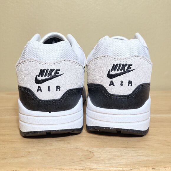 Nike Air Max 1 Essential White Black FZ5808-101 Men\'s Size 8 Women\'s 9.5 main image 4
